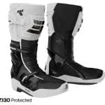 SHOT RACE 8 - PRETO/BRANCO